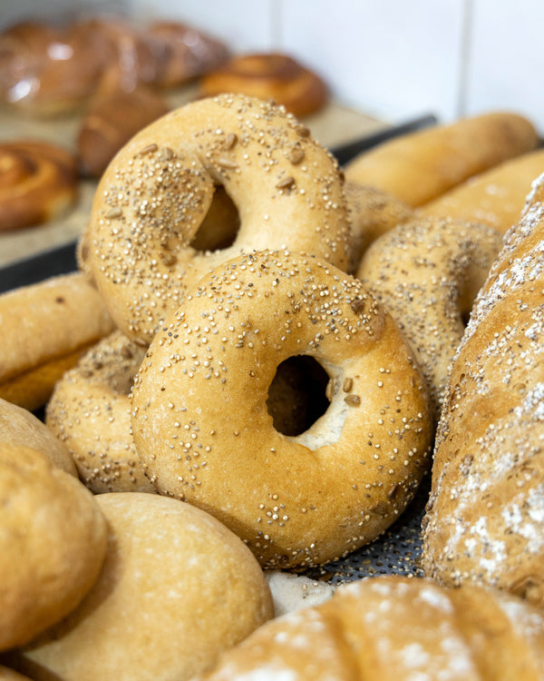 Seeded Bagels (4 Pack)