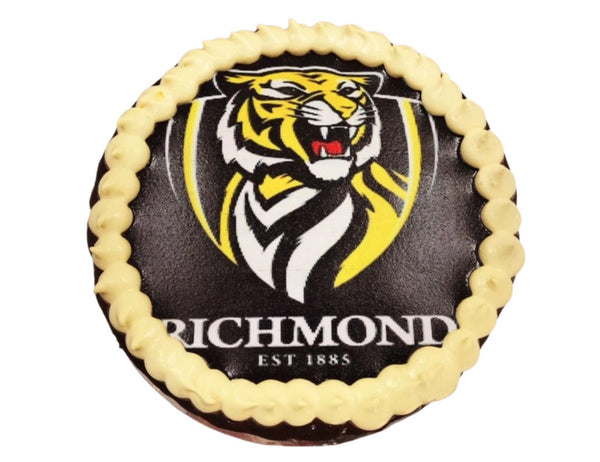 Custom Richmond FC Birthday Cake