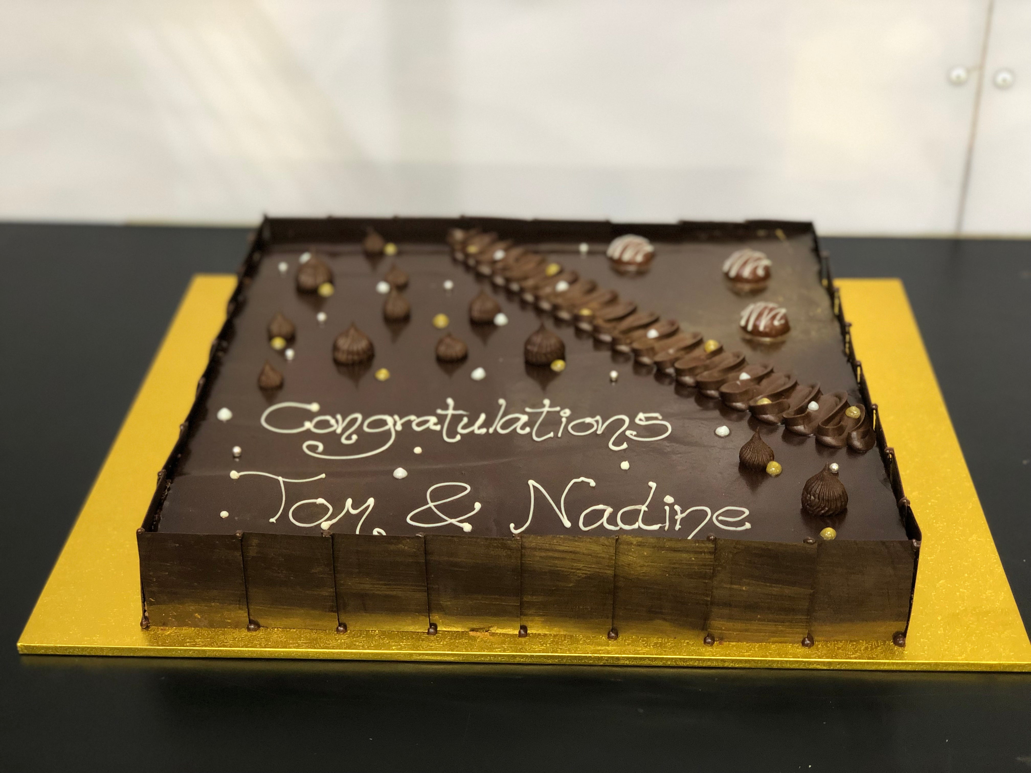chocolate mousse cake 12"