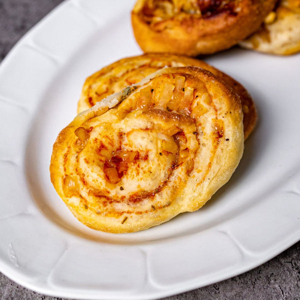 Pizza Scrolls (4 Pack)