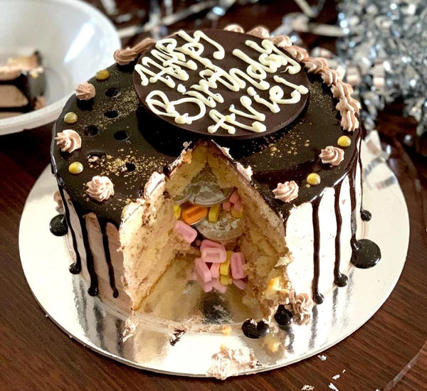 Pinata Cake filled with Candy and Chocolate Coins