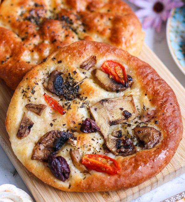 Focaccia (Tomato, Olive & Mushroom)